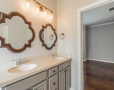 5511 Wild Milberry Drive - Photo Thumbnail 13