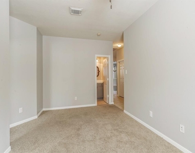 5511 Wild Milberry Drive - Photo Thumbnail 18