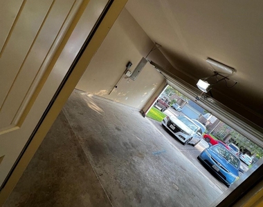 23706 Red Glade Court - Photo Thumbnail 16