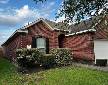 23706 Red Glade Court - Photo Thumbnail 3