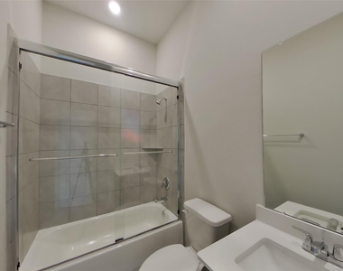 22616 Terrazzo Drive - Photo Thumbnail 12