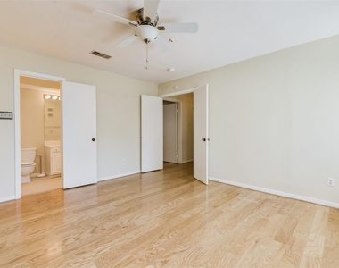 15169 Kimberley Court - Photo Thumbnail 15