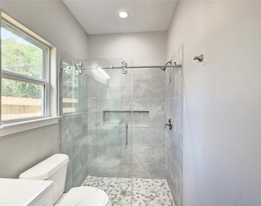 11923 Nelwood - Photo Thumbnail 20