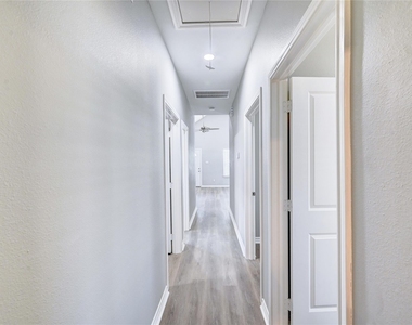 11923 Nelwood - Photo Thumbnail 23