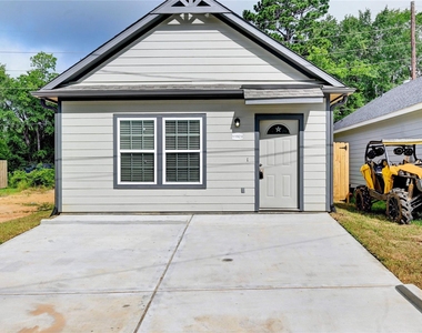 11923 Nelwood - Photo Thumbnail 1