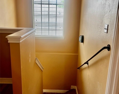4011 Alexis Circle - Photo Thumbnail 7