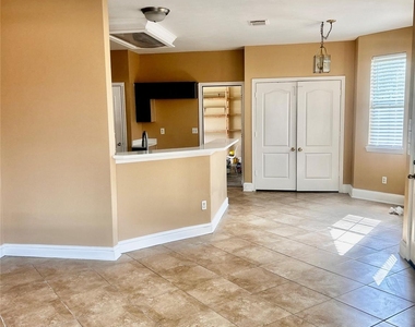 4011 Alexis Circle - Photo Thumbnail 2