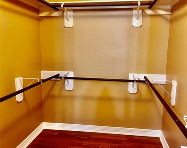 4011 Alexis Circle - Photo Thumbnail 6