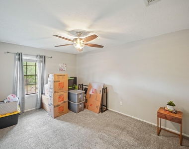 15831 Ridge Park Drive - Photo Thumbnail 12
