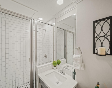 15831 Ridge Park Drive - Photo Thumbnail 17