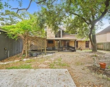 15831 Ridge Park Drive - Photo Thumbnail 19