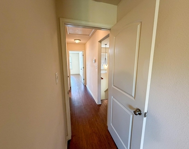 4424 Reveille Rd - Photo Thumbnail 10