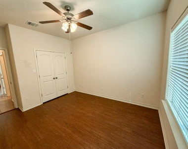 4424 Reveille Rd - Photo Thumbnail 5