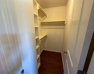 4424 Reveille Rd - Photo Thumbnail 13