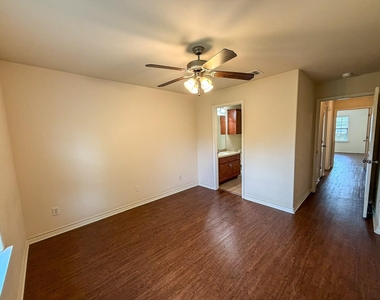 4424 Reveille Rd - Photo Thumbnail 11