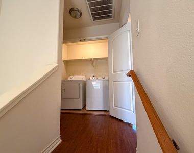 4424 Reveille Rd - Photo Thumbnail 7