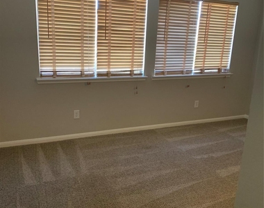 1606 Misty Fawn Lane - Photo Thumbnail 4