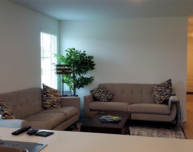 302 Bandit Cove Ct, Magnolia Texas 77354 Court - Photo Thumbnail 1