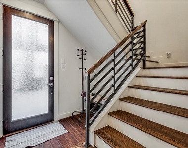 2612 Polk Street - Photo Thumbnail 2
