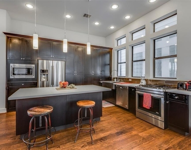 2612 Polk Street - Photo Thumbnail 3
