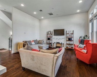 2612 Polk Street - Photo Thumbnail 8