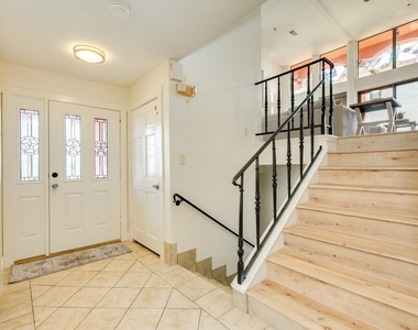 411 Sailfish Street - Photo Thumbnail 2