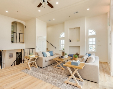 411 Sailfish Street - Photo Thumbnail 3