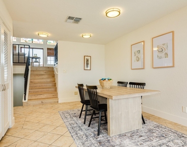 411 Sailfish Street - Photo Thumbnail 8