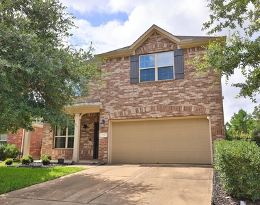 19 Canterborough Place - Photo Thumbnail 1