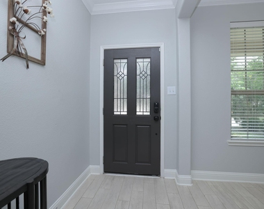 19 Canterborough Place - Photo Thumbnail 5