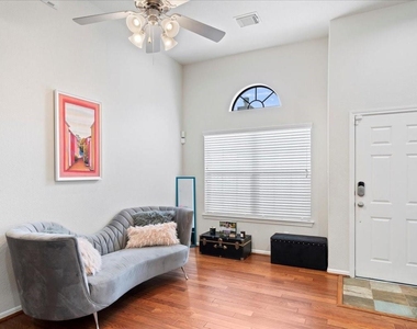 2338 Bermuda Shores Drive - Photo Thumbnail 4