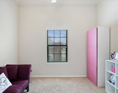 2338 Bermuda Shores Drive - Photo Thumbnail 13
