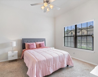 2338 Bermuda Shores Drive - Photo Thumbnail 10