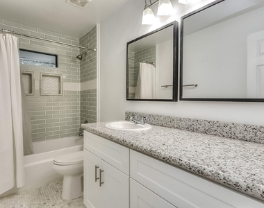 9006 Dunlap Street - Photo Thumbnail 20