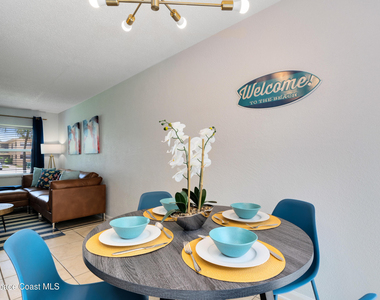 1031 Park Drive - Photo Thumbnail 6