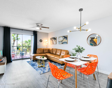 3165 South Street - Photo Thumbnail 1