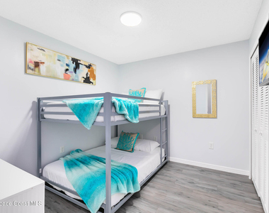 3165 South Street - Photo Thumbnail 15
