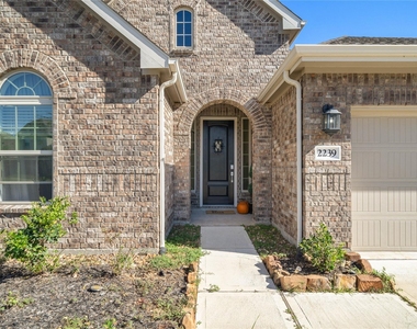 2239 Ginger Trail Lane - Photo Thumbnail 1