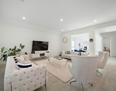 2239 Ginger Trail Lane - Photo Thumbnail 17