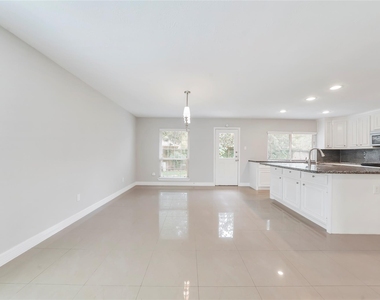 6630 Tara Drive - Photo Thumbnail 8