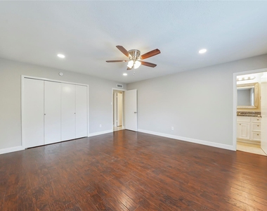 6630 Tara Drive - Photo Thumbnail 12