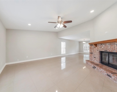 6630 Tara Drive - Photo Thumbnail 5