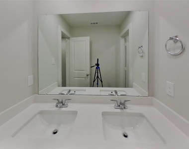 22628 Terrazzo Drive - Photo Thumbnail 12