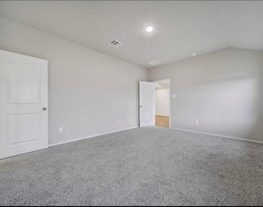 40643 Creekside Bluff Trail - Photo Thumbnail 4