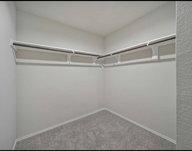 40643 Creekside Bluff Trail - Photo Thumbnail 10
