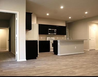 40643 Creekside Bluff Trail - Photo Thumbnail 26