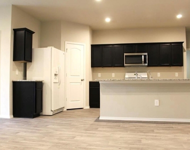 40643 Creekside Bluff Trail - Photo Thumbnail 15