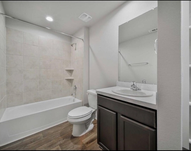 40643 Creekside Bluff Trail - Photo Thumbnail 11