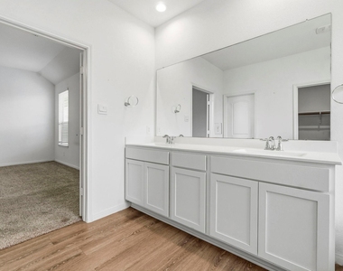 1376 Grays Gully - Photo Thumbnail 20