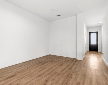 1376 Grays Gully - Photo Thumbnail 15